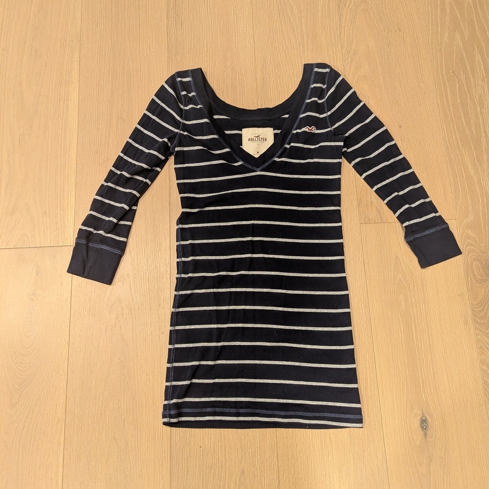 Y2K Hollister Navy and White Striped Top